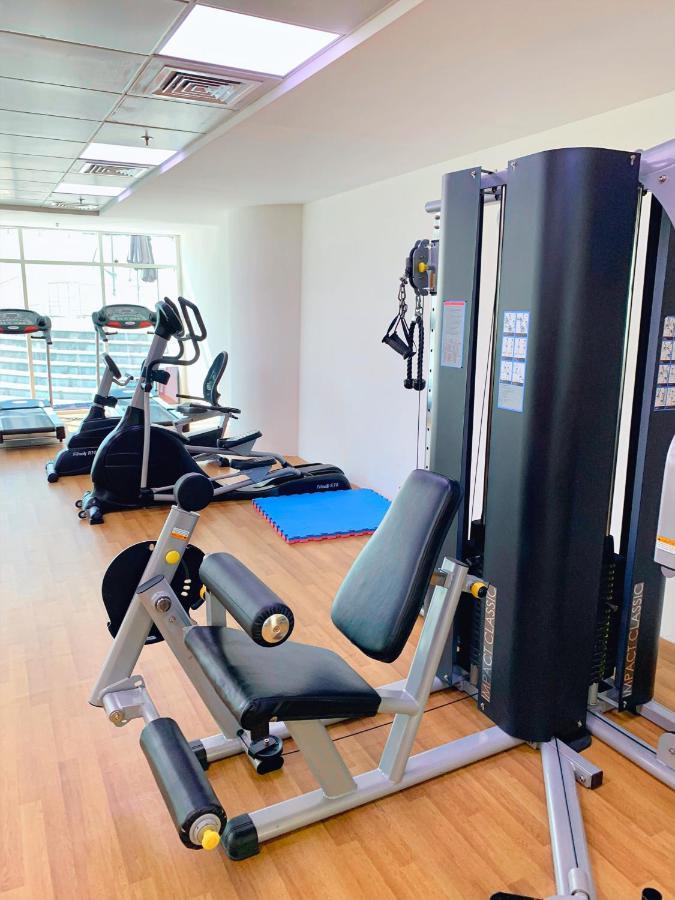 5 Star Serviced Apartment With Beach Access In The Heart Of Dubai Marina Free Welcome Gift Box Upon Arrival 외부 사진
