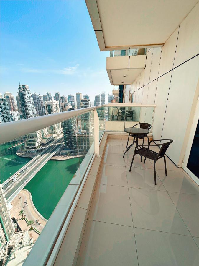 5 Star Serviced Apartment With Beach Access In The Heart Of Dubai Marina Free Welcome Gift Box Upon Arrival 외부 사진